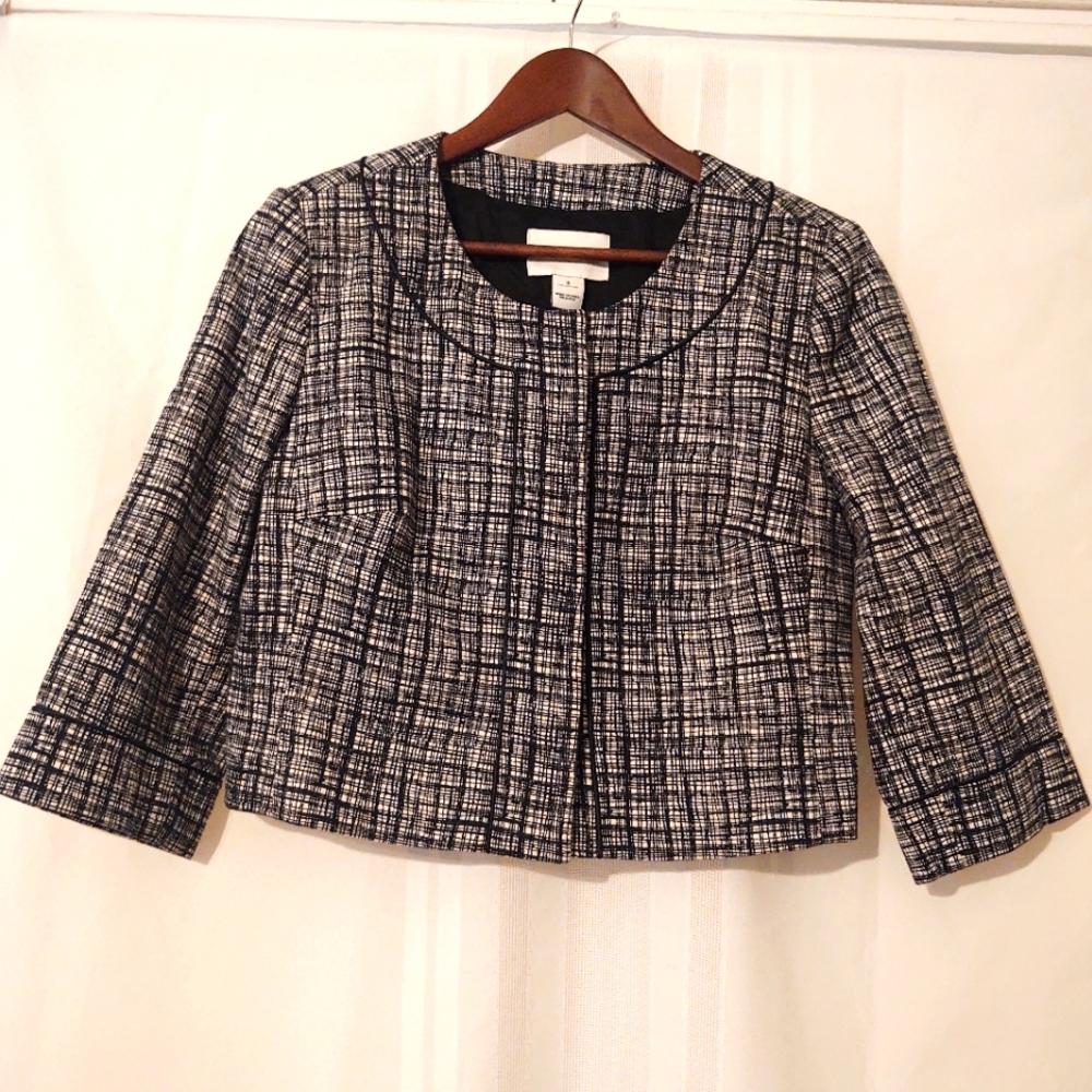 White House Black market cropped jacket size 8